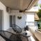 Beachfront apartment in Voula w/balcony - Atene