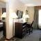 Copley Inn & Suites, Copley - Akron