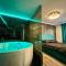 Luxor - Private Jacuzzi Boulevard Suites