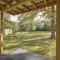Cozy Montgomery Cottage with Porch, Near Lake Conroe - Montgomery