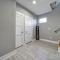 906 Westbrook B City Views Rooftop Hot Tub and Short Walk to Stadium