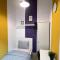 Arch Partition Room Near Mall of the Emirates - Dubaj