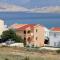 Apartments with parking space Pag - 6542