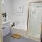 Cobb&CoHouse 4 Bedrooms, 3 Bathrooms, Bendigo CBD Lock up Garage
