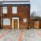 Cannock Chase Guest House - Modern Super Spacious Renovated home for 6 guests - Huntington