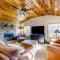 Pine Woods Cabin