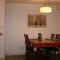Entire Home AC 4Beds Sleeps 8 Double Garage Near WEM Free Wifi & Netflix