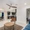 Your Downtown Home With California King Bed Unit A