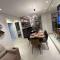 Apartamento Frente Mar Bc 704