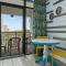 Cozy Oceanview Studio, Sleeps 4 - 默特尔比奇