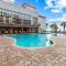 Charming Oceanfront Studio ,Relaxed Off-Season Value Stay
