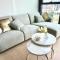 Luxury 3 Bed 2 Bath + car park at Melbourne Square