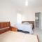 301 PP Confortable dpto 2 dorm 190m Av.Ppal Bombas