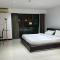 Omni Tower Sukhumvit Nana by Direct Rooms - Bangkok