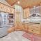 *NEW* Chalet in the Woods *1 Acre*2 Primary Suites*Pets - شو لو