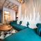 Luxury Apartment 1984