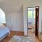 4 Periwinkle Place