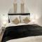 Charming Homes - Studio 20