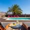 Villa Atlanntes con piscina en Fuerteventura - Triquivijate
