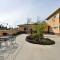 Americas Deluxe Inn- Marysville