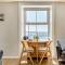 2 Bed in Aberdovey DY044