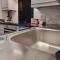 High Street, 2 bed, newly refurb