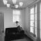 High Street, 2 bed, newly refurb