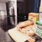 High Street, 2 bed, newly refurb
