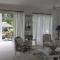 Les Jolies Eaux Villa - Chateau Elysium