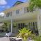 Les Jolies Eaux Villa - Chateau Elysium
