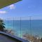 VallonEnd Beachfront villa with excellent view