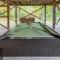 Riverfront Cabin wFirepit Pool Table Porch WiFi - Hedgesville