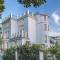 Apartments Villa Whitehouse