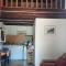 Studio dans villa de charme, piscine, proche plage