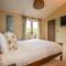 Hideaway Lodge