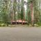 Mid-Century Cabin Creekside, Easy Access to i-70 - Dumont