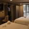 Giluxe Hotel