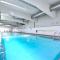 Beautiful Bright Modern Condo with Water view and AC in DT Vancouver 2BR,3BD,2BT sleeps 6 guests Free parking Netflix Included