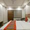 Hotel Anand - Walk in from New Delhi Railway Station - New Delhi
