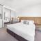 Oaks Redcliffe Mon Komo Suites