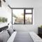 Designer 2 Bdr Garden Suite - Arbutus, Kits & UBC - Ванкувер