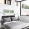 Designer 2 Bdr Garden Suite - Arbutus, Kits & UBC - Ванкувер
