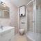 Luxury Seafront Villa with Heated Pool, Jacuzzi, Sea View, 150 m from Beach