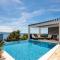 Luxury Seafront Villa with Heated Pool, Jacuzzi, Sea View, 150 m from Beach