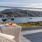 Birches Lodge with Hot Tub