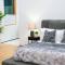 Berkeley Hills Retreat 6 BR/ 6 BA