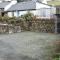 Traditional stone cottage with sea views in Snowdonia National Park - Brynkir