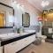 360 Degrees Villa