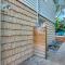 4005 Cameron Blvd