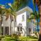 Luxury Oceanfront Villa with Amazing Views - 苏莎亚